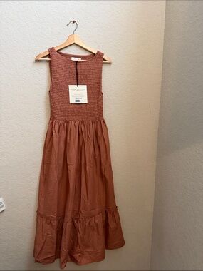 Tradlands Smocked Goldie Dress in Cameo
